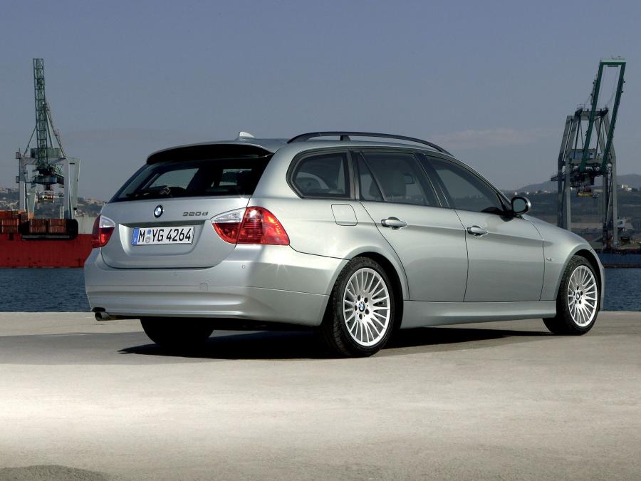  BMW 320d Touring 2006 года  (фото 15 из 16)